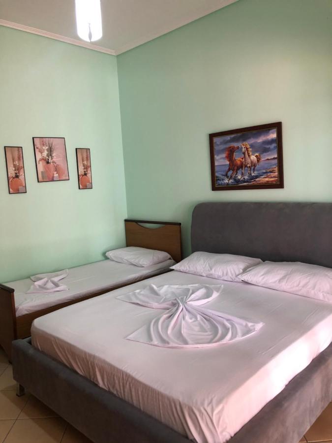 Lungomare Apartment Влёра Экстерьер фото